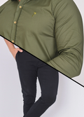 Kit Camisa regular fit M/L + calça sarja